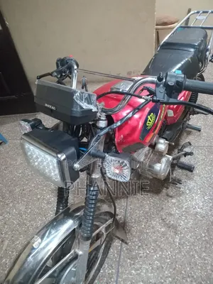 Royal Motorcycle 2020 Red