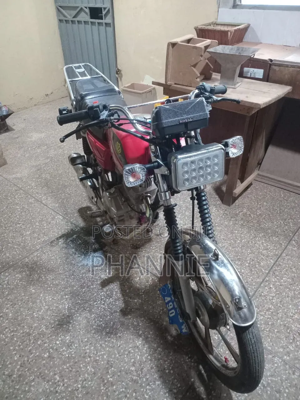 Royal Motorcycle 2020 Red