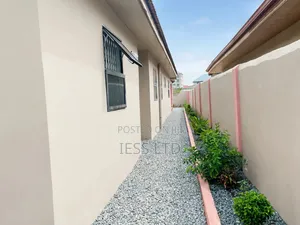 4bdrm House in Accra Metropolitan for sale