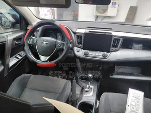 Toyota RAV4 2017 Blue