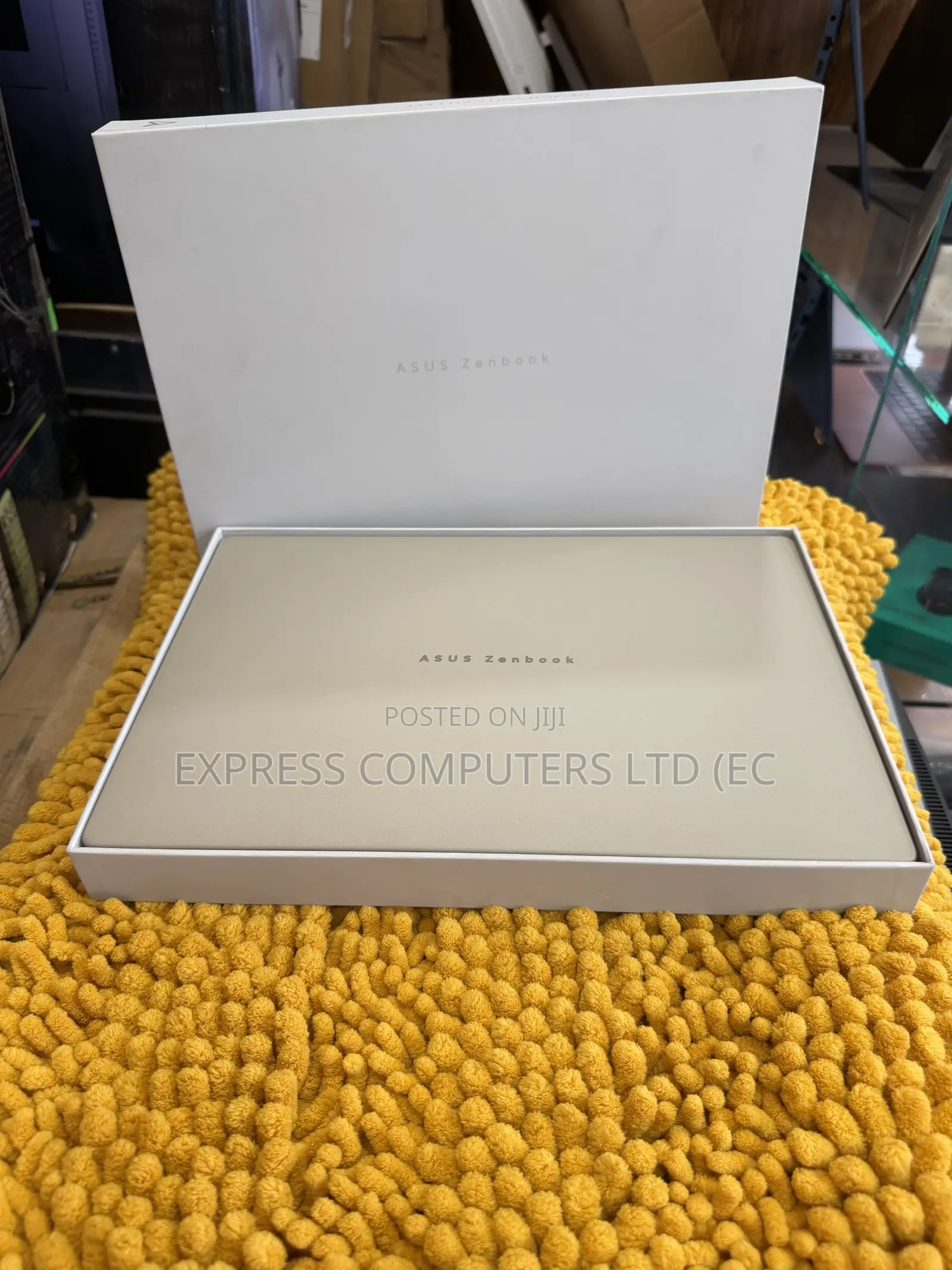 Laptop Asus Zenbook 14 OLED 16GB Intel Core Ultra 7 SSD 512GB