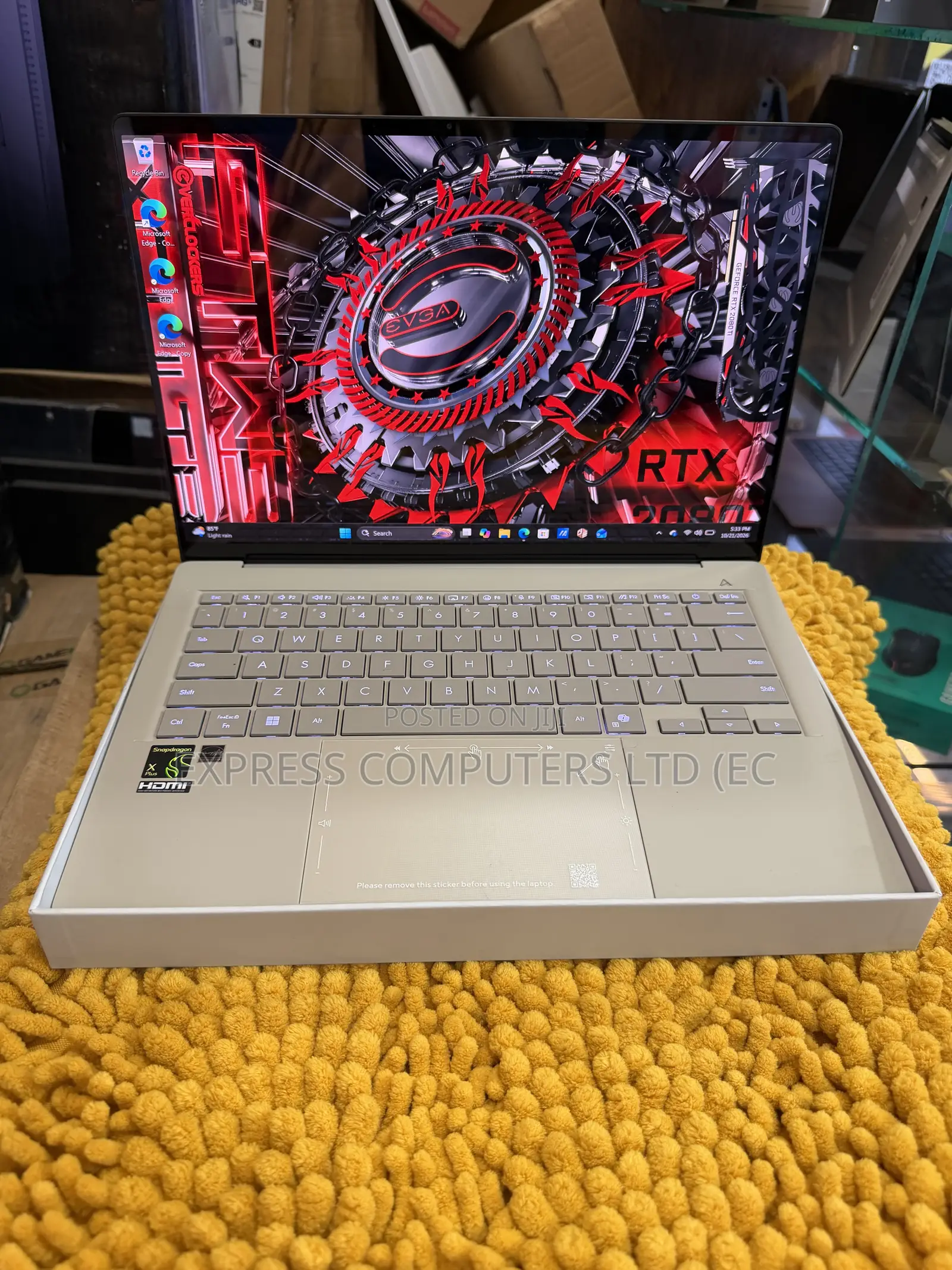 Laptop Asus Zenbook 14 OLED 16GB Intel Core Ultra 7 SSD 512GB