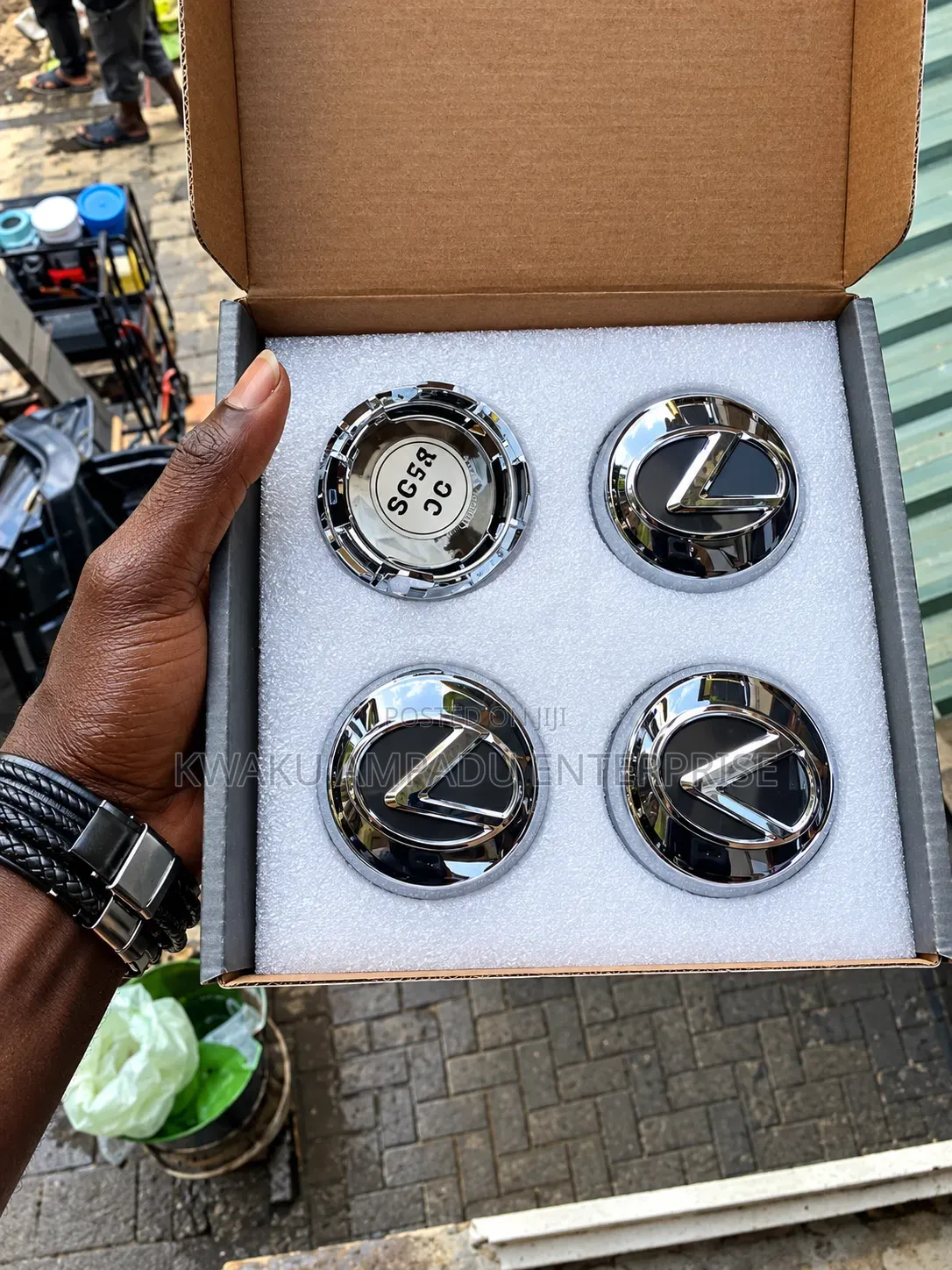 Lexus Premium LED Spinning Wheel Centre Cap