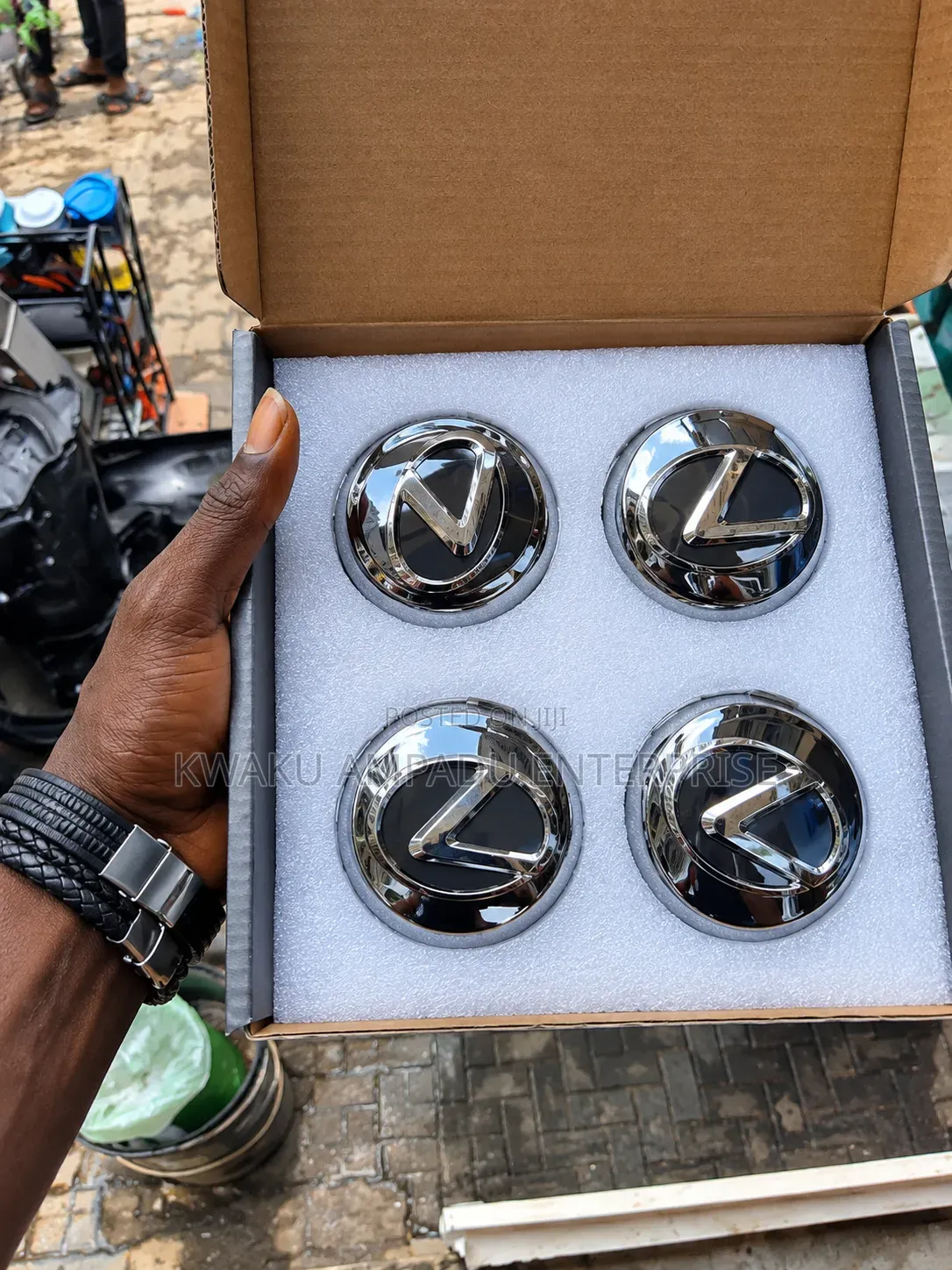 Lexus Premium LED Spinning Wheel Centre Cap