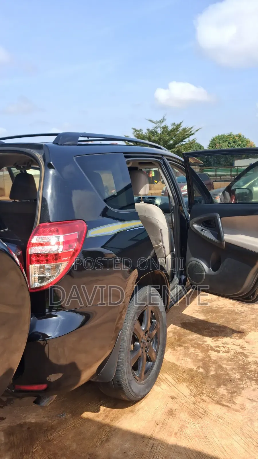 Toyota RAV4 2010 Black