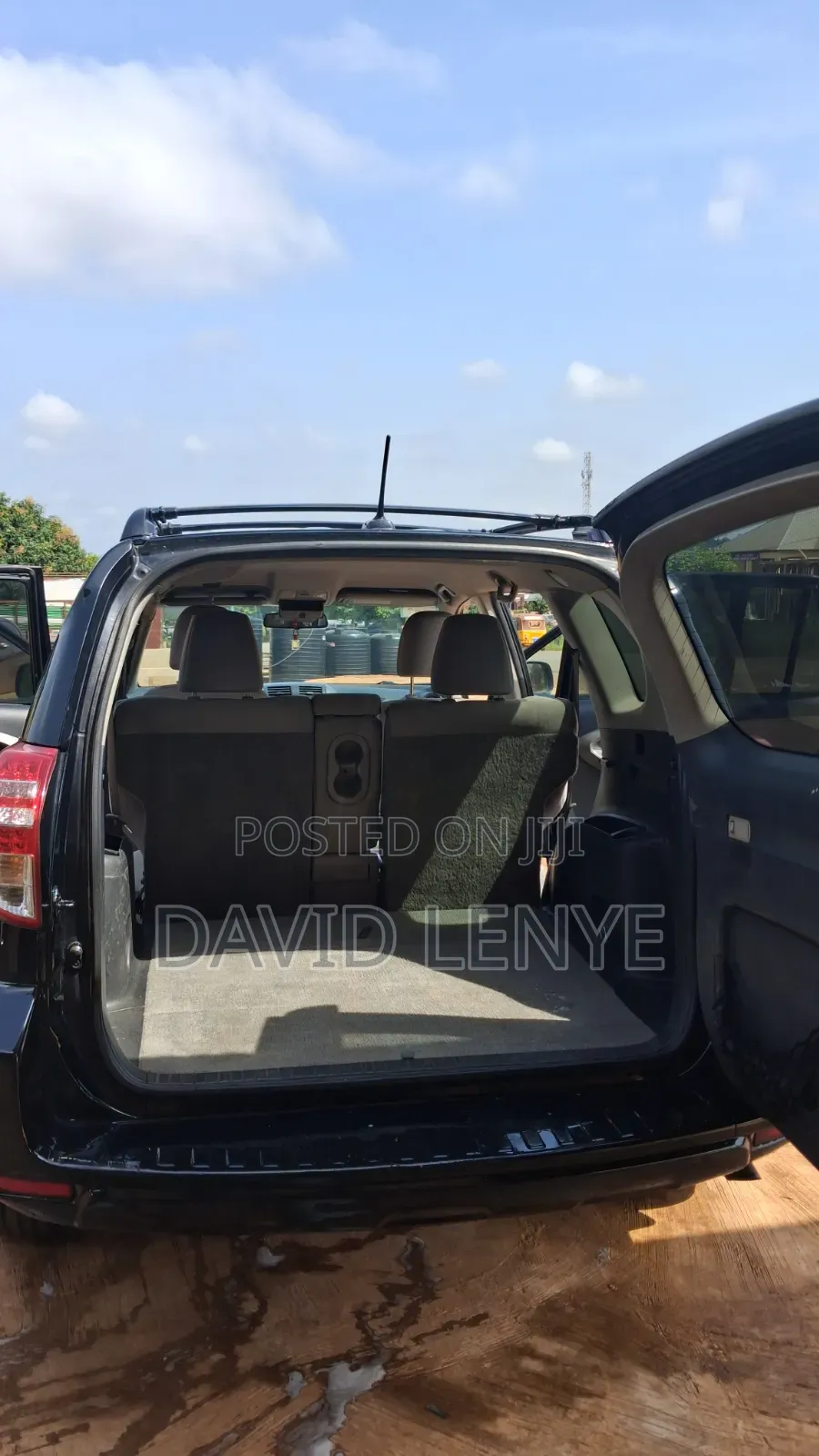 Toyota RAV4 2010 Black