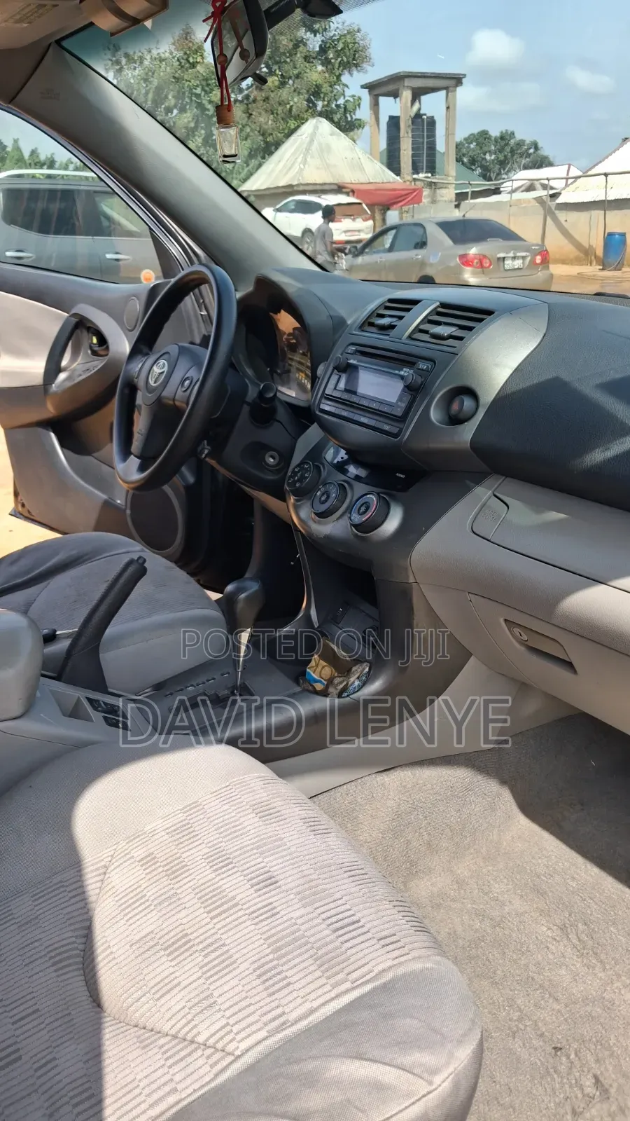 Toyota RAV4 2010 Black