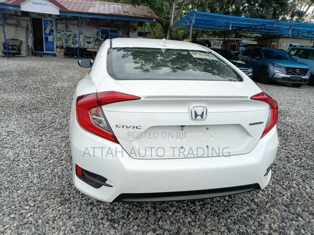 Honda Civic 2016 White