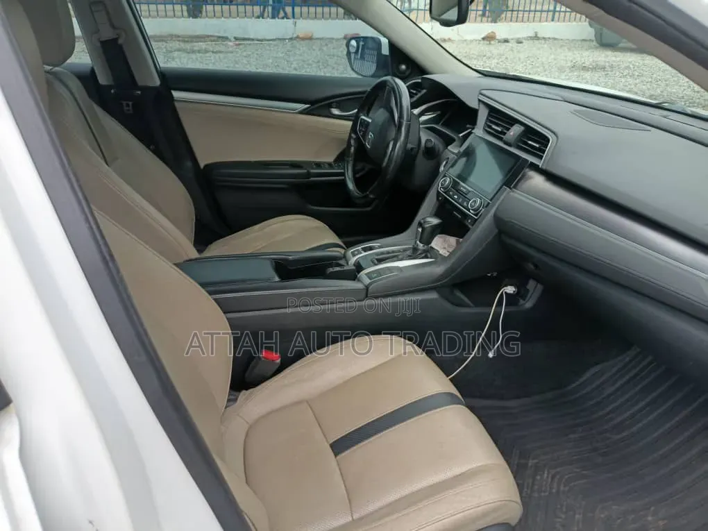 Honda Civic 2016 White