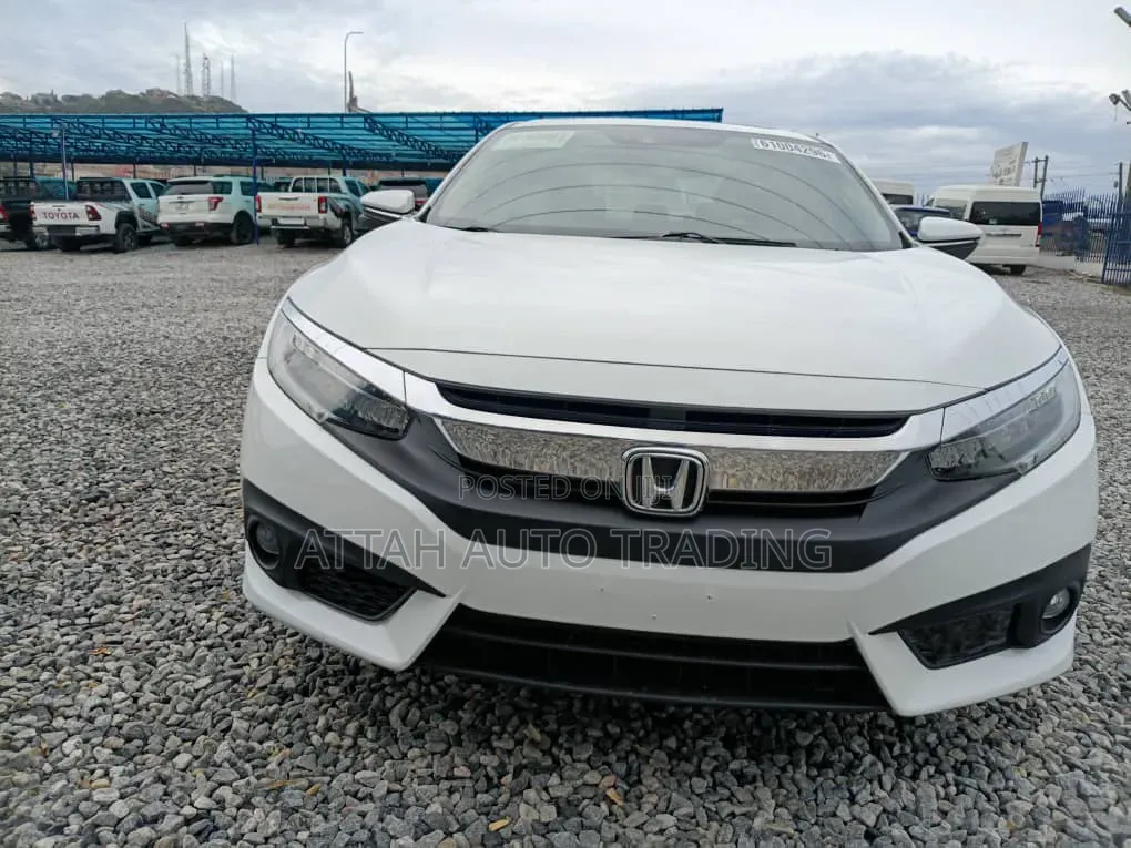 Honda Civic 2016 White