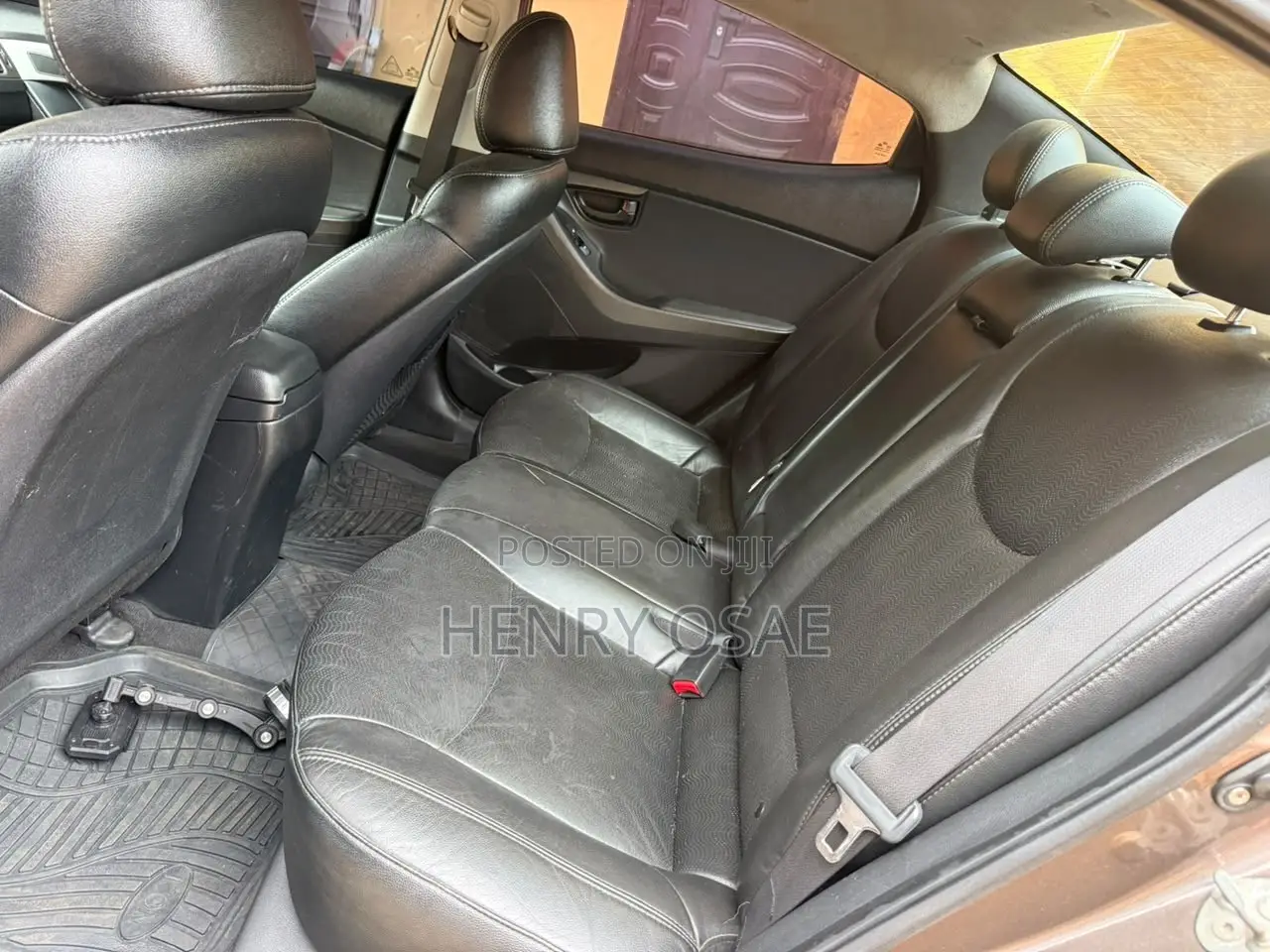 Hyundai Elantra GLS Sedan FWD (1.8L 4cyl 6M) 2013 Brown