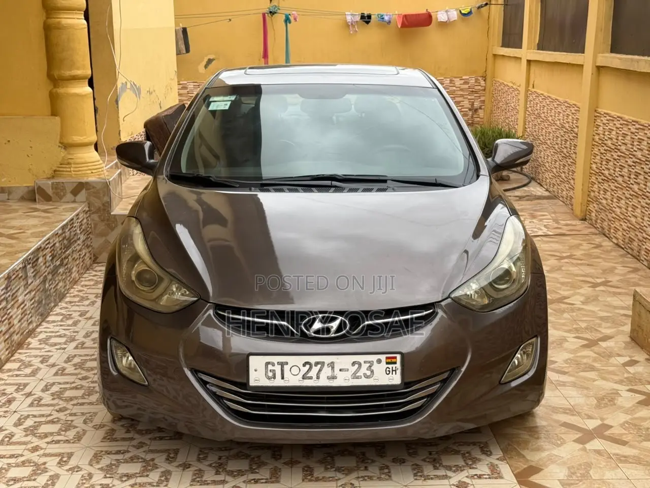 Hyundai Elantra GLS Sedan FWD (1.8L 4cyl 6M) 2013 Brown