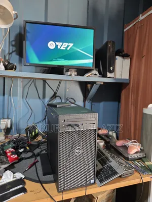 Desktop Computer Dell Precision 3000 16GB Intel Core i5 HDD+SSD 1T