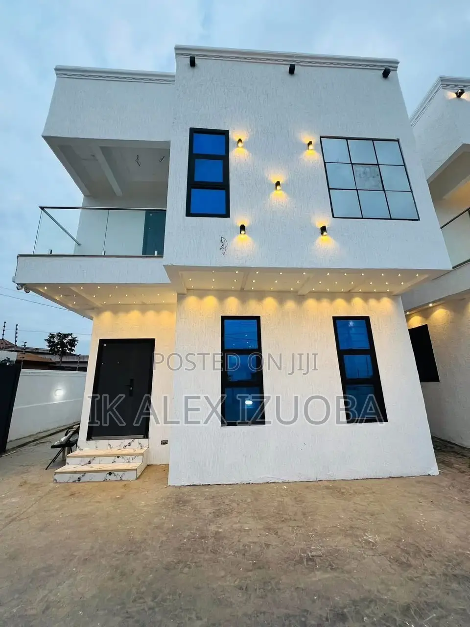 2bdrm House in Ashley Botwe for rent