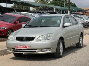 Toyota Corolla LE 4dr Sedan (1.8L 4cyl 4A) 2012 Silver