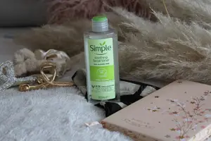Simple Smoothing Facial Toner