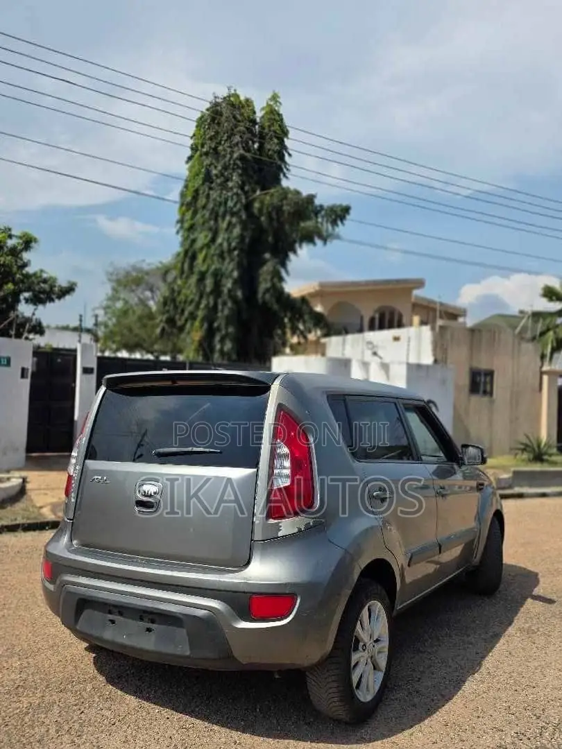 Kia Soul 4dr Wagon (1.6L 4cyl 6A) 2014 Gray