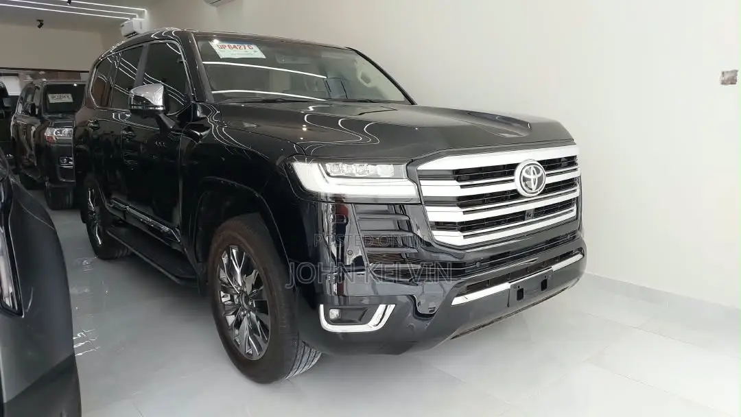 New Toyota Land Cruiser LC300 2025 Black