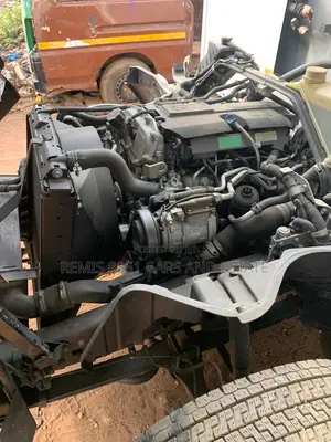 2018 Mitsubishi Container Freezer Track