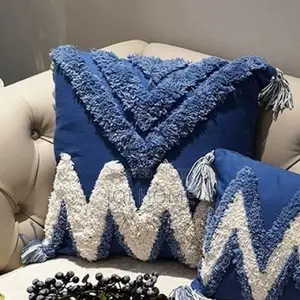 Luxury Decorative Throw Pillow Set