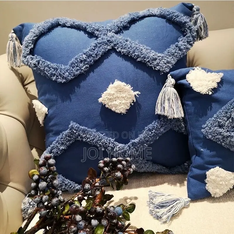 Luxury Decorative Throw Pillow Set