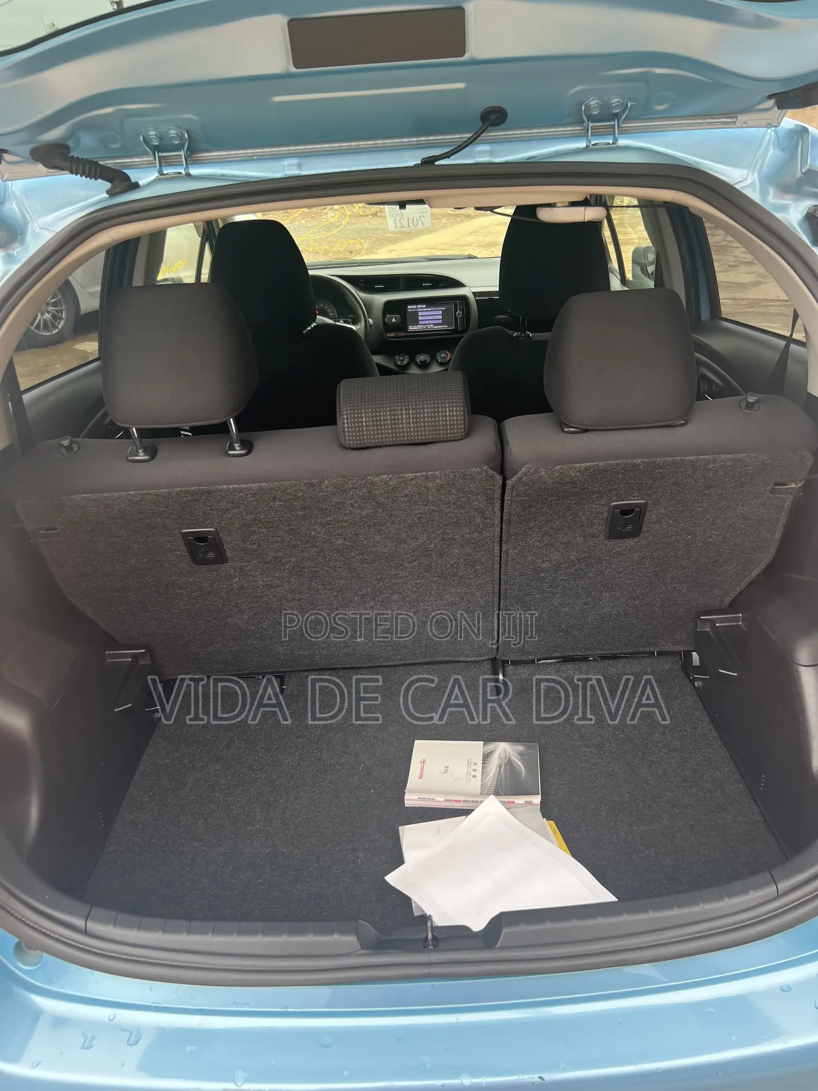Toyota Vitz 1.3 FWD 5dr 2015 Blue