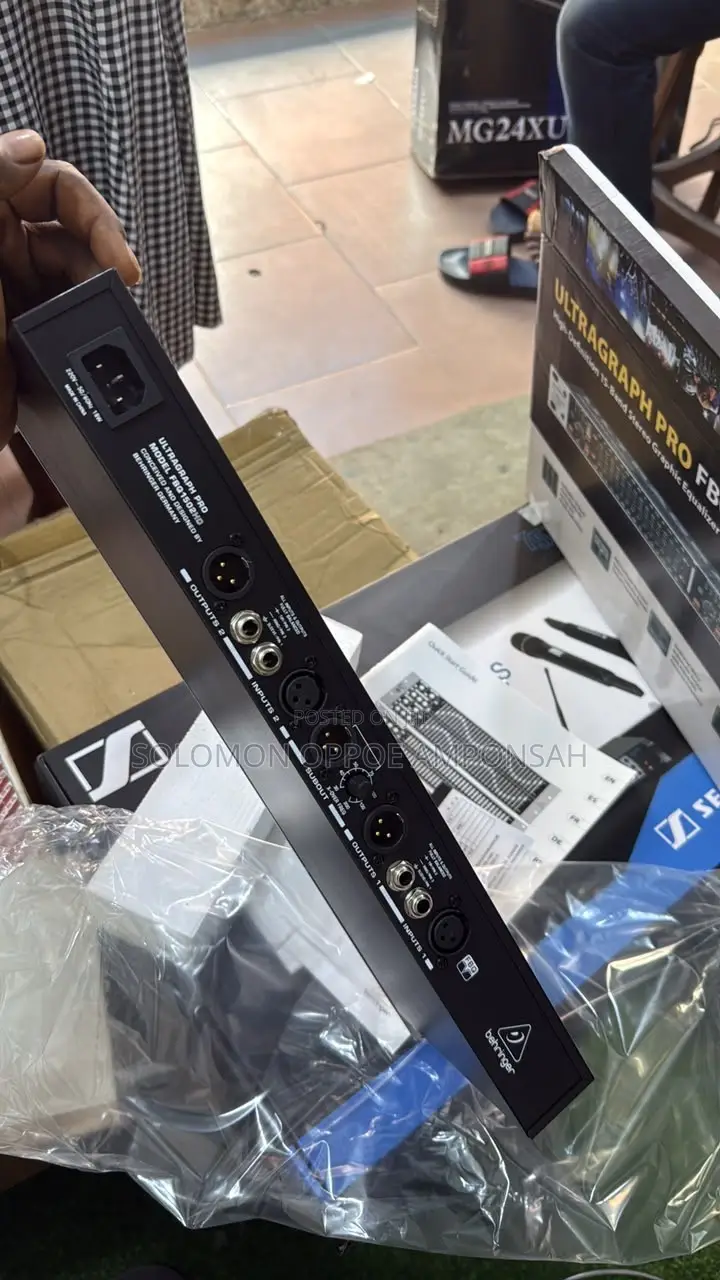 Behringer Ultragraph Pro Fbq3102hd or Fbq1502hd