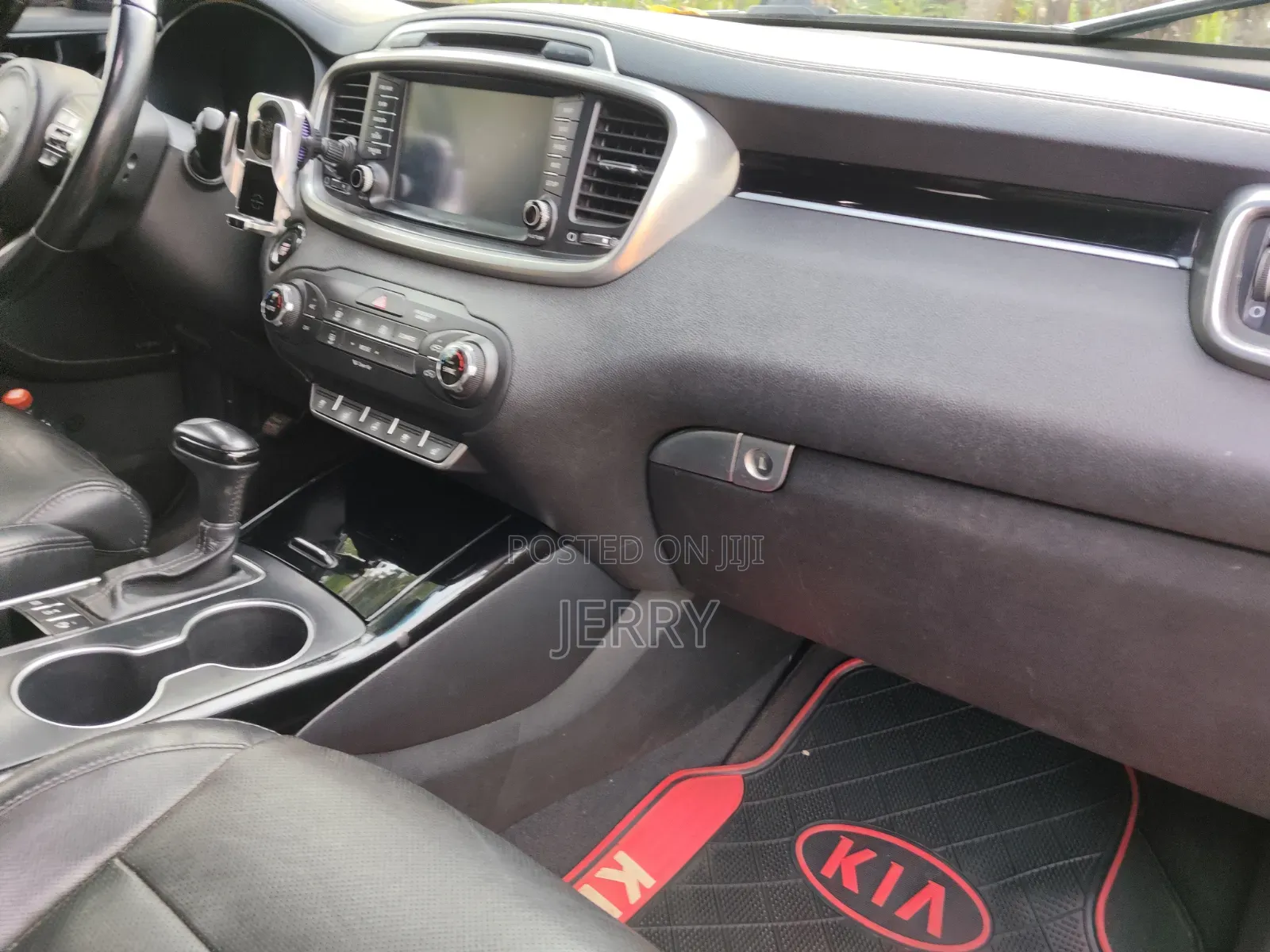 Kia Sorento 4dr SUV 2016 Black