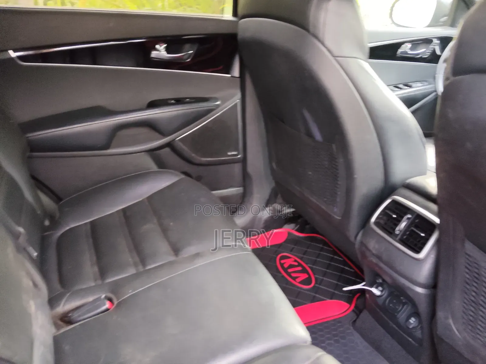 Kia Sorento 4dr SUV 2016 Black