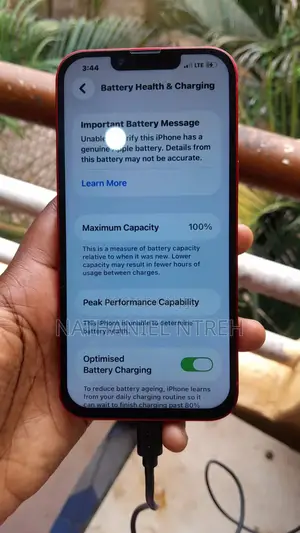 Apple iPhone 13 128 GB Red