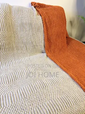 Plush Comfort Throw Blanket
