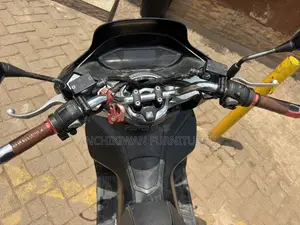 Honda 2025 Black
