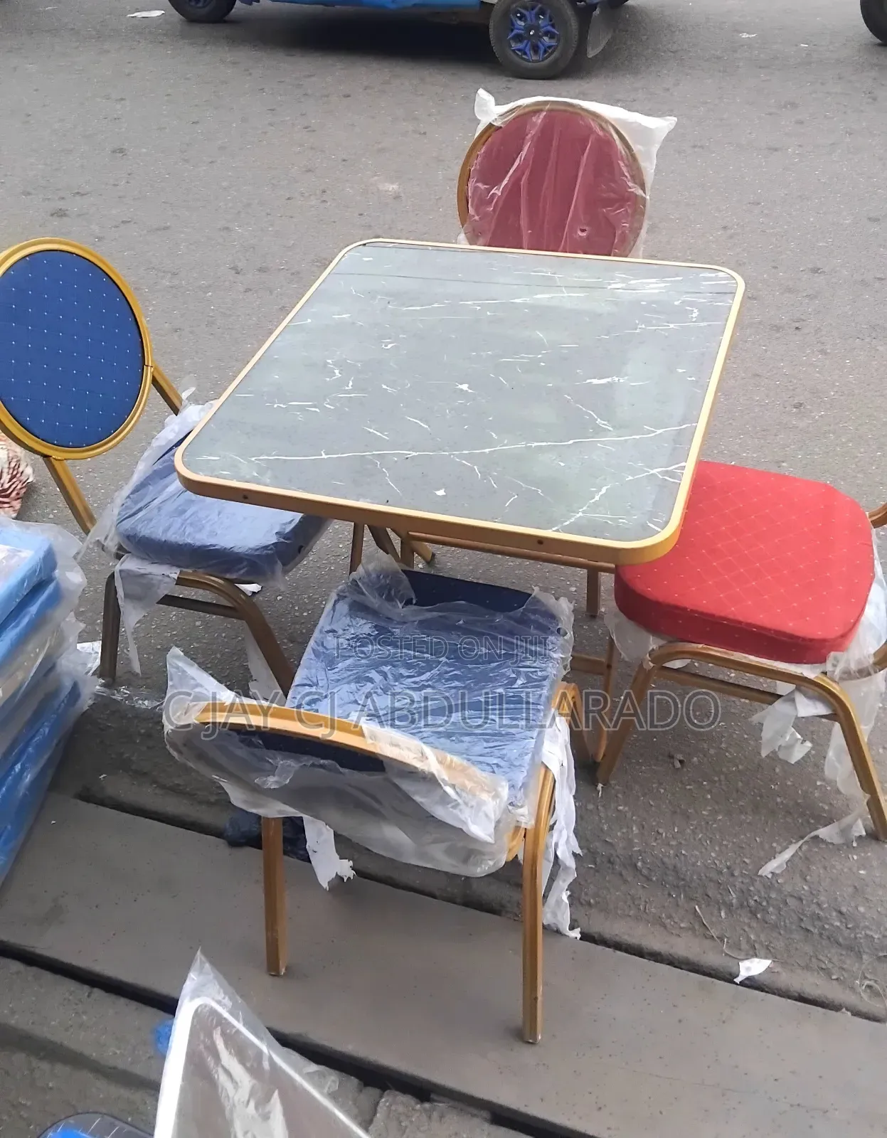 Chairs With Table Set Golden Legs Quality Metal Glasstable and Chairs
