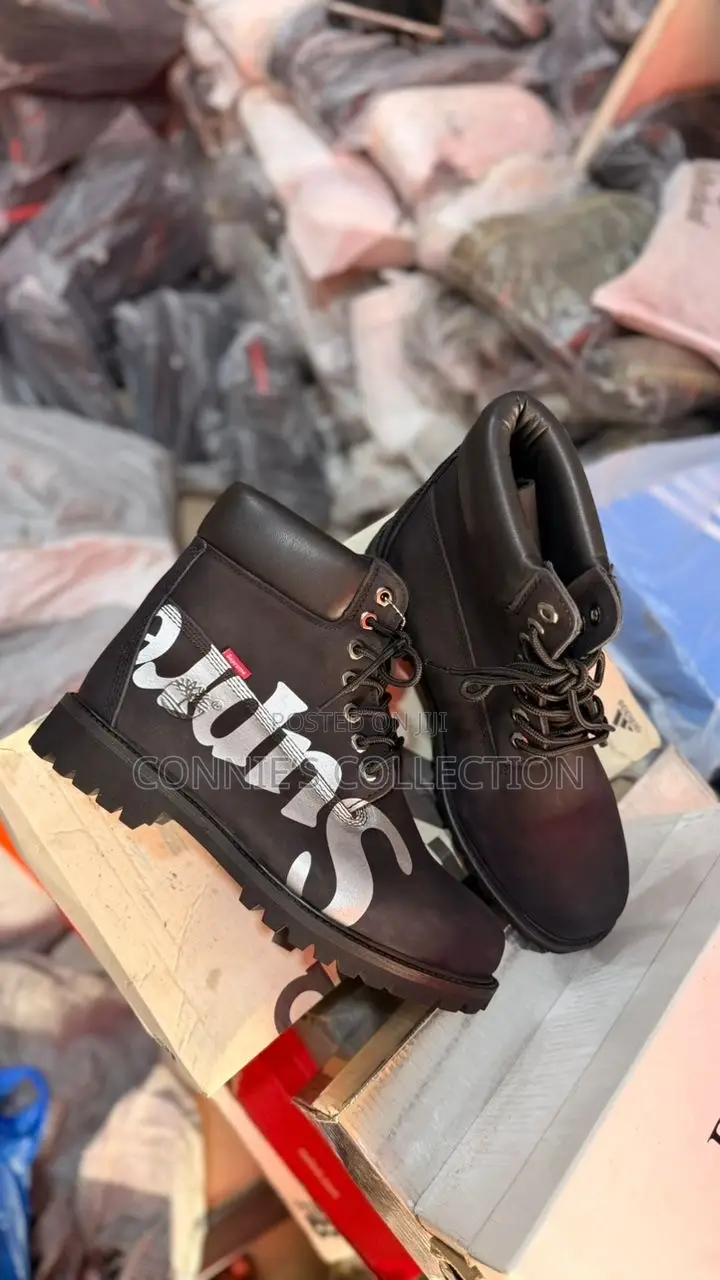 Black Supreme X Timberland