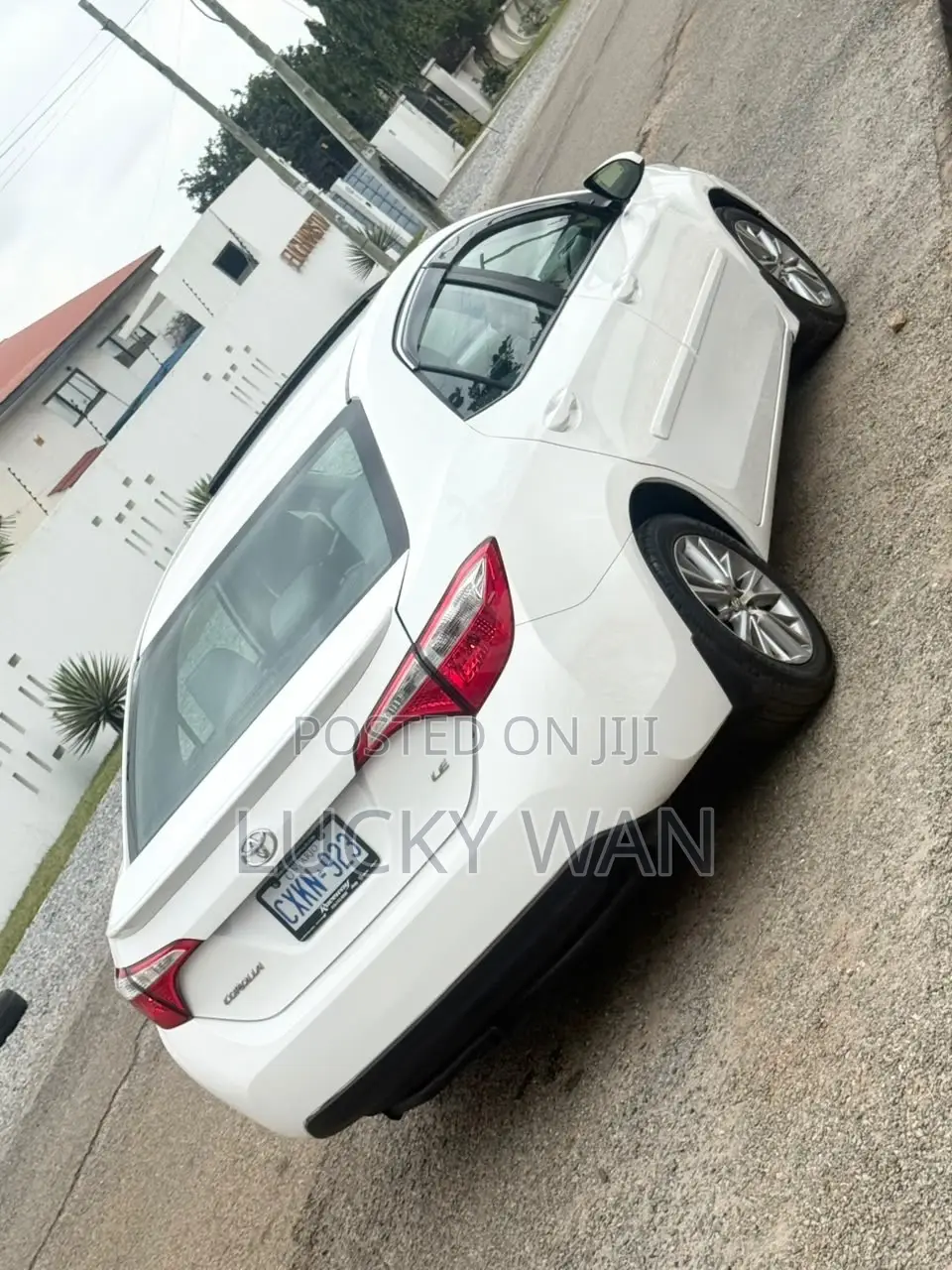 Toyota Corolla 2016 White