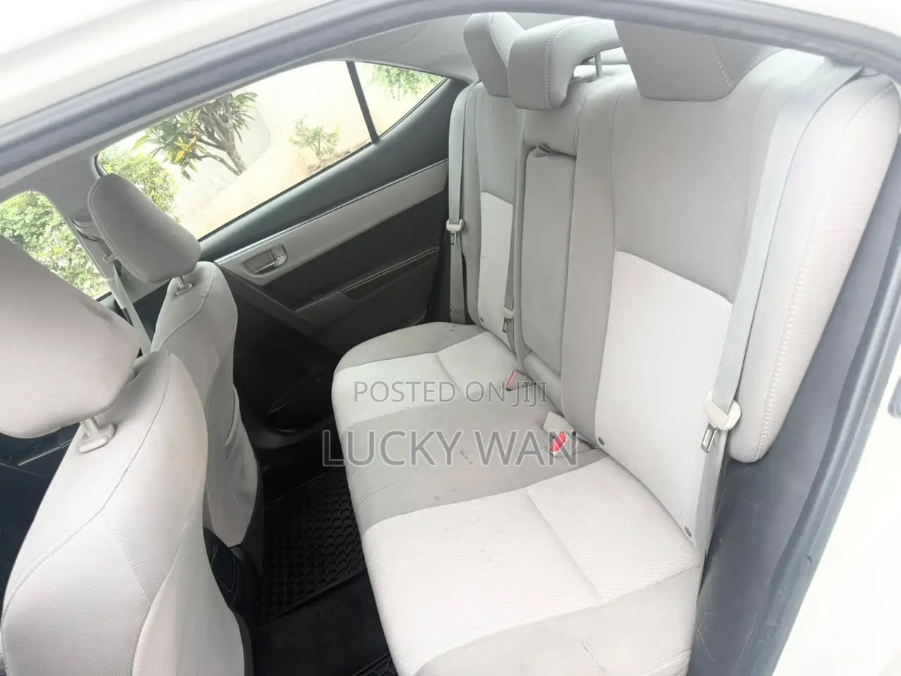 Toyota Corolla 2016 White