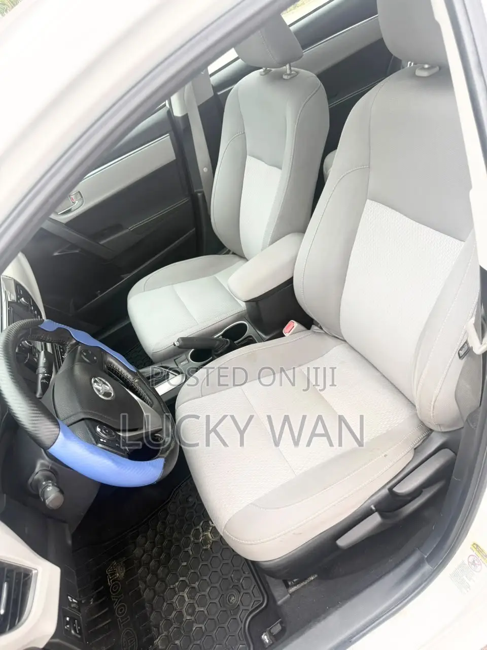 Toyota Corolla 2016 White