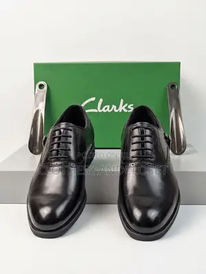 Clarks Mens Black Formal Shoes (Lace-Up Dress Shoes With Brogue)