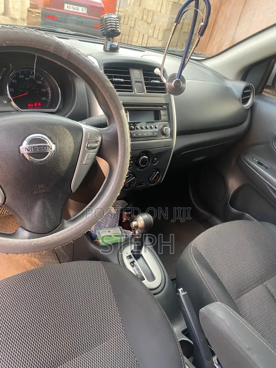 Nissan Versa 1.6 SV 4dr Sedan (1.6L 4cyl CVT) 2015 Silver