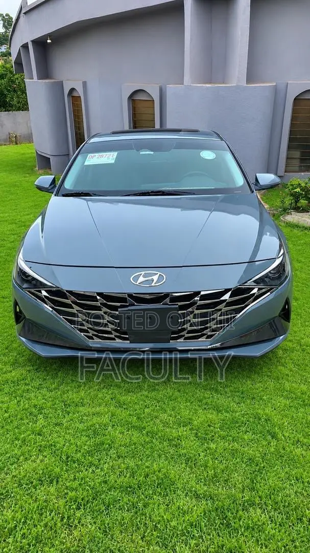 Hyundai Elantra SE 2022 Gray