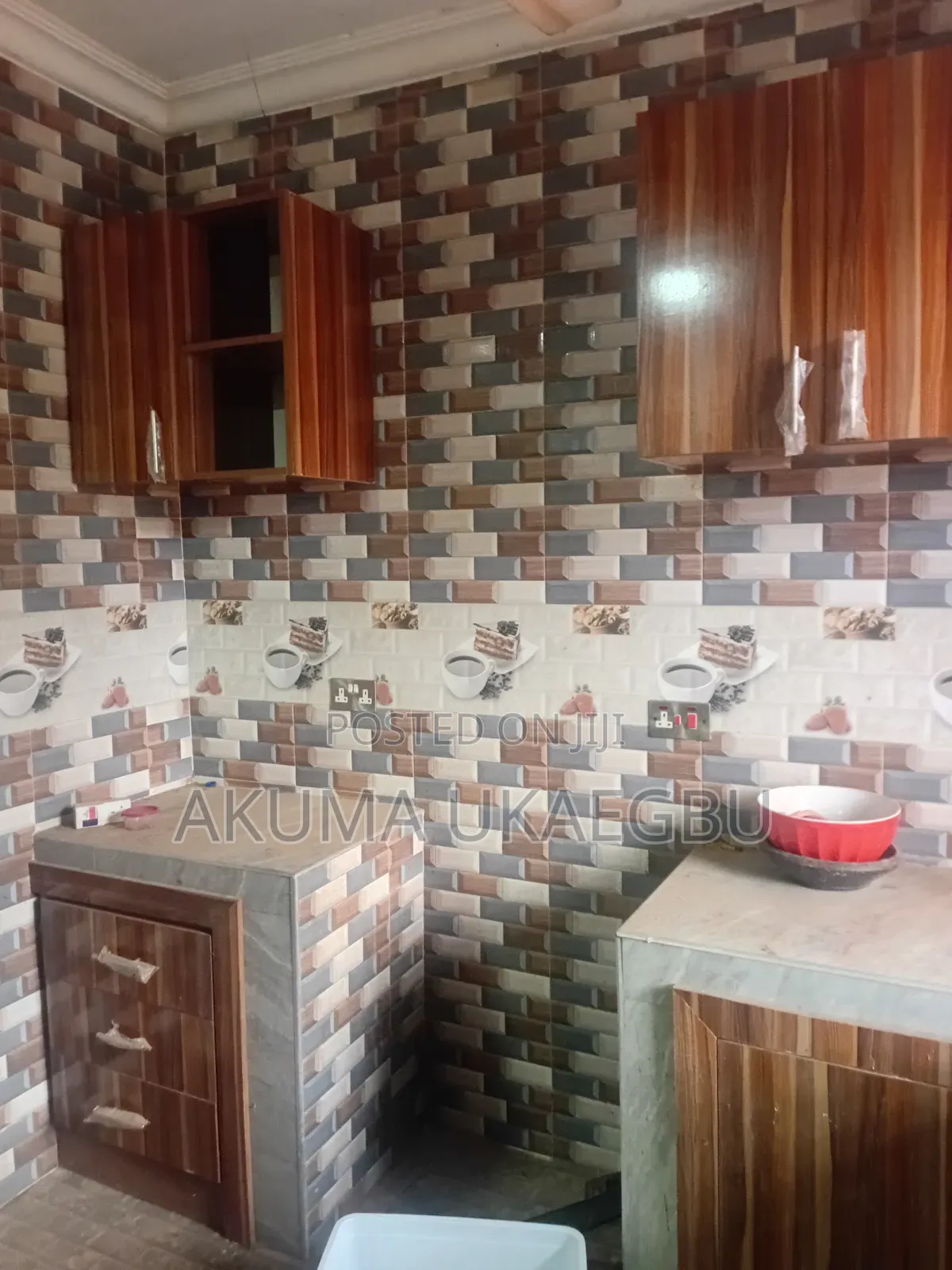 2bdrm Apartment in Oforikrom Ashogman, Police Station for rent