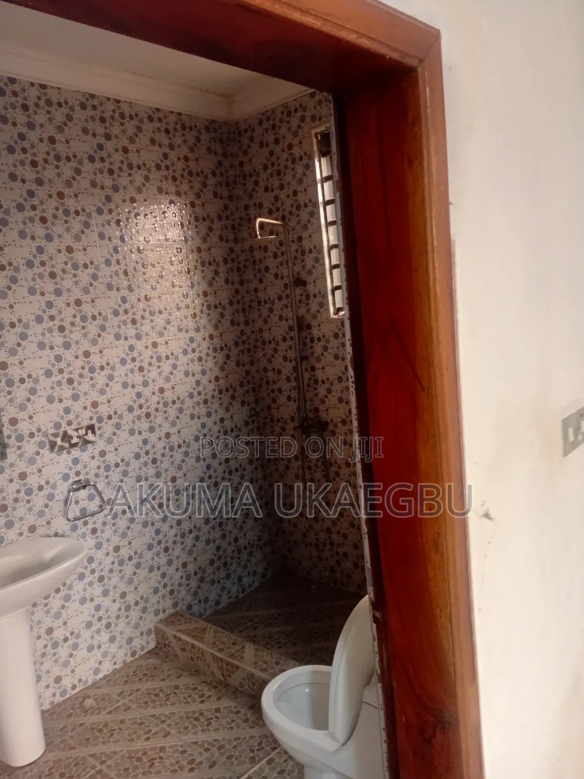 2bdrm Apartment in Oforikrom Ashogman, Police Station for rent