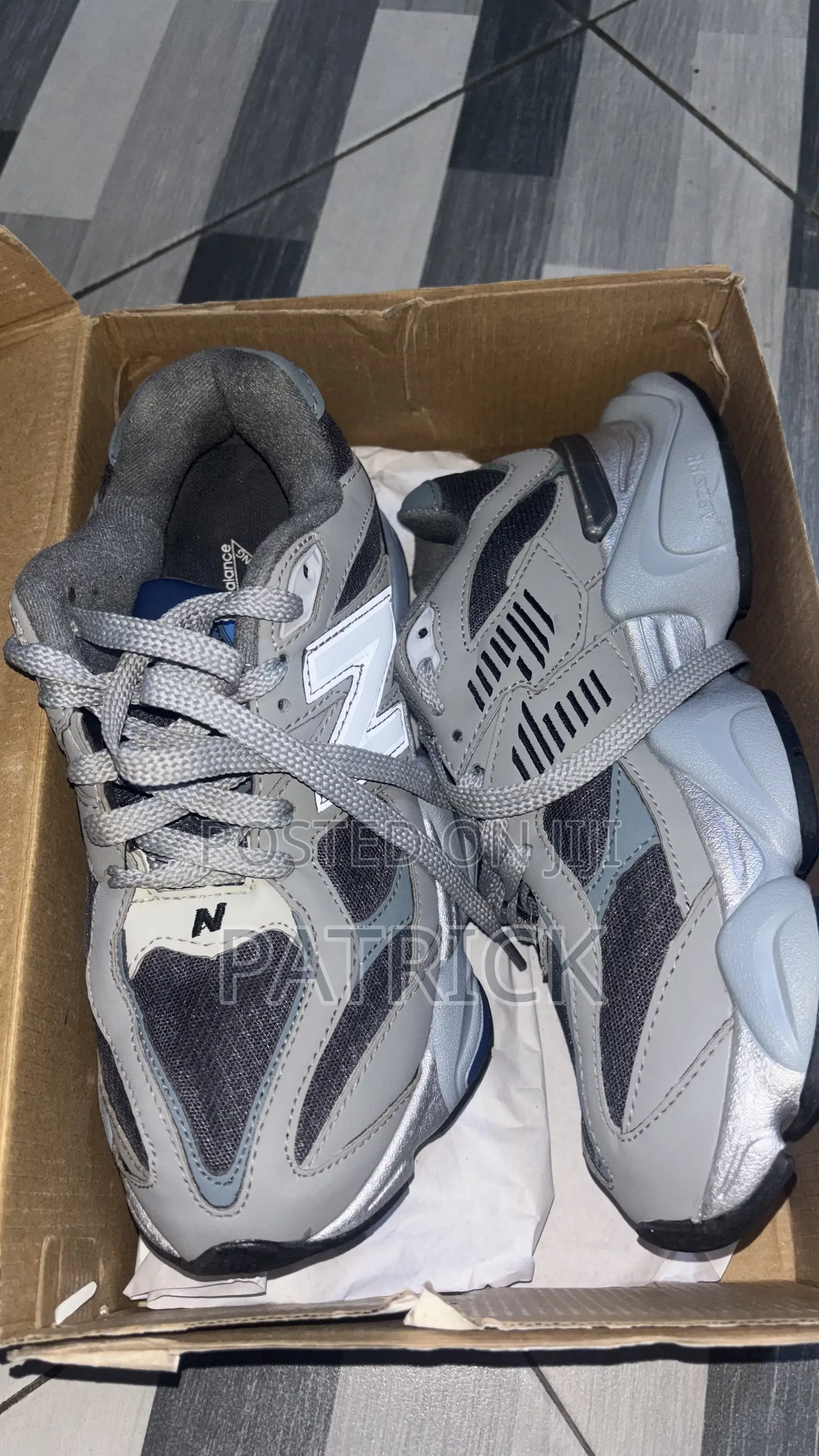 New Balance 9060