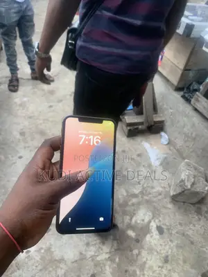 Apple iPhone XS Max 64 GB Gold