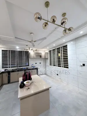 4bdrm Apartment in Mr Dominic Estate, Old Barrier for rent