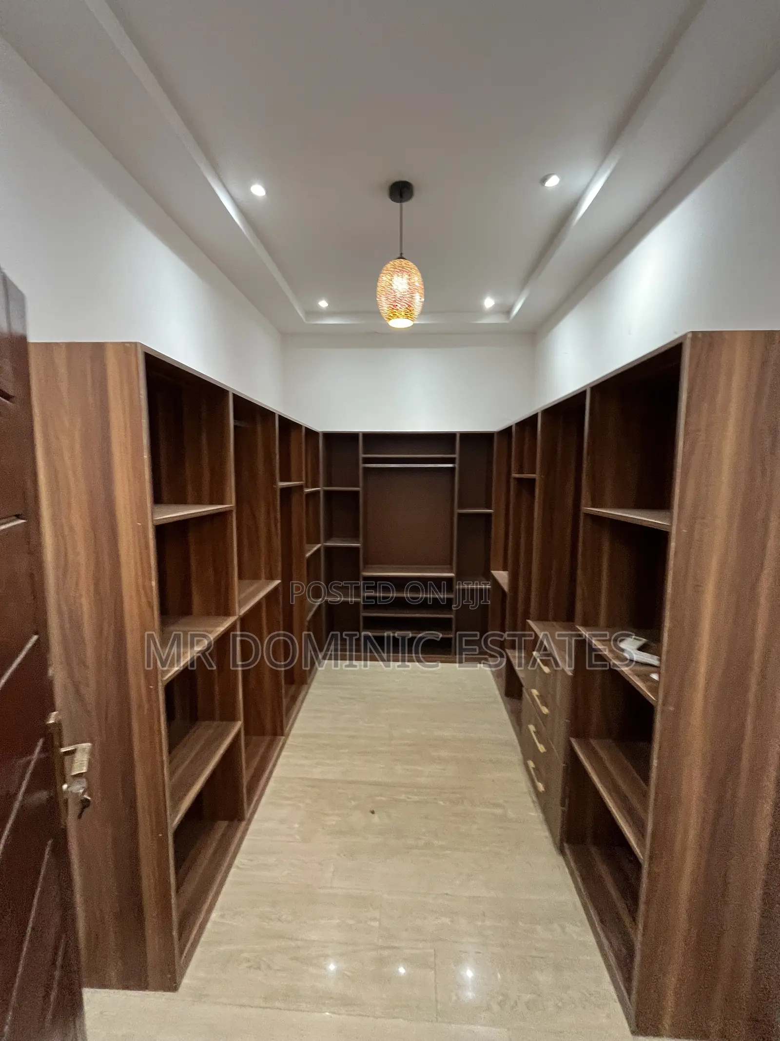 4bdrm Apartment in Mr Dominic Estate, Old Barrier for rent