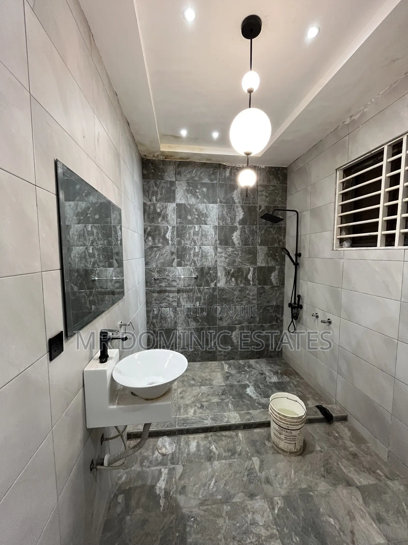 4bdrm Apartment in Mr Dominic Estate, Old Barrier for rent