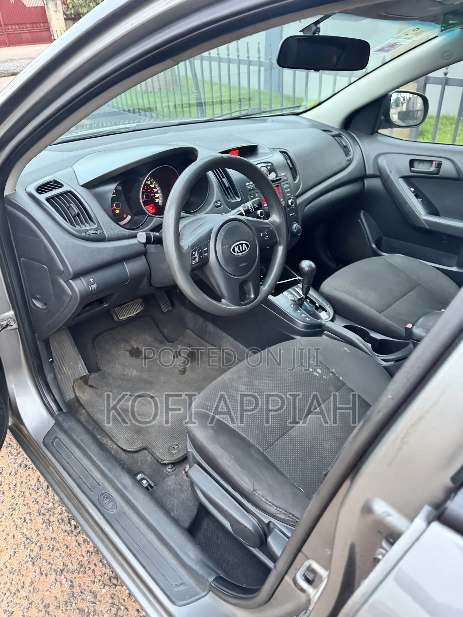 Kia Forte EX Sedan 2011 Gray