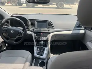 Hyundai Elantra 2017 Burgundy