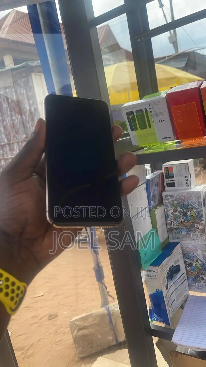 Apple iPhone 11 Pro Max 256 GB Gold